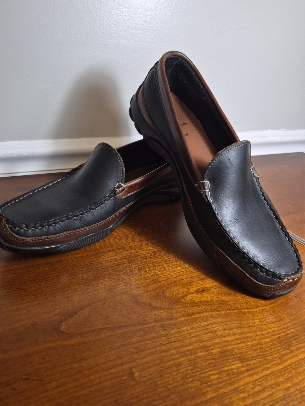 Allen Edmonds Black and Brown Leather Slip-Ons Size 11